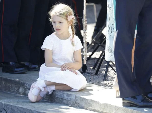 Queen Silvia, Crown Princess Victoria, Prince Oscar, Princess Estelle, Princess Sofia, Prince Alexander, Princess Madeleine, Princess Leonore, Prince Nicolas, Princess Birgitta, Princess Christina, Princess Désirée