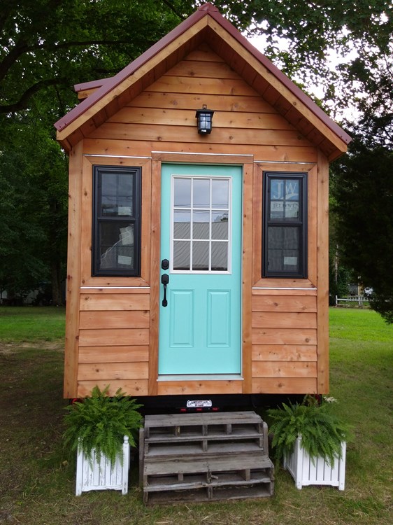 Lexington Park Tiny House (160 Sq Ft) [ TINY HOUSE TOWN ]