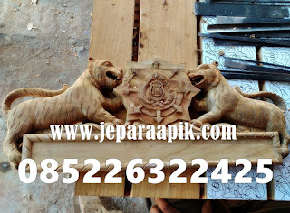 papan nama macan