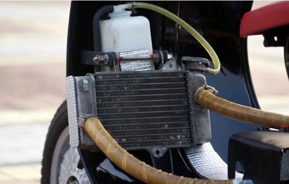 Modifikasi Vespa Pakai Blok Ninja