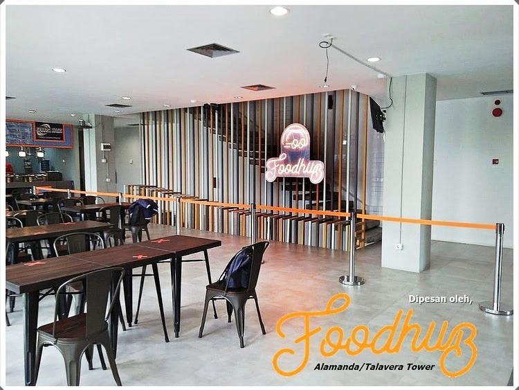 Tiang antrian stainless steel pita orange pesanan Foodhub Alamanda
