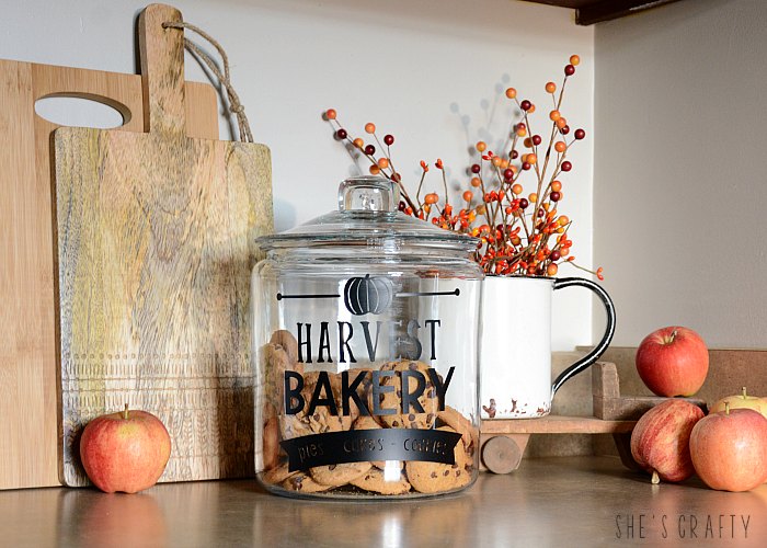 Fall home decor, How to Make a Customized Cookie Jar with vinyl and favorite fall cookie recipes