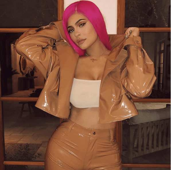 Luxury Makeup  Kylie Jenner Shows Her Body After Getting Birth In Coachella And  Makeup look 