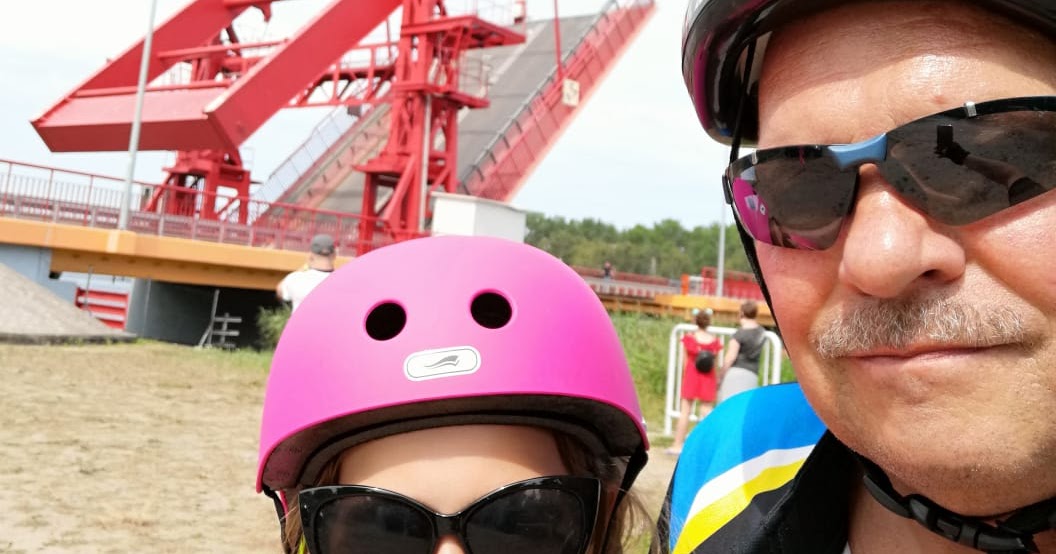 Pan Wiesiek Kupił W Hurtowni 8 Odtwarzaczy byłem_tu.kornel: Wiesiek