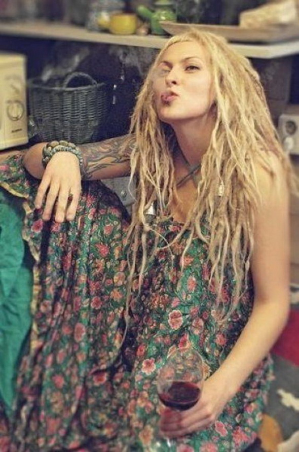 INVISIBLE BLOG Girls With Dreadlocks