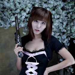 Ryu Ji Hye – Another Style Cosplay Girl Foto 1