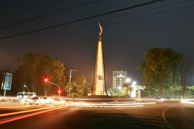 Tugu Kujang