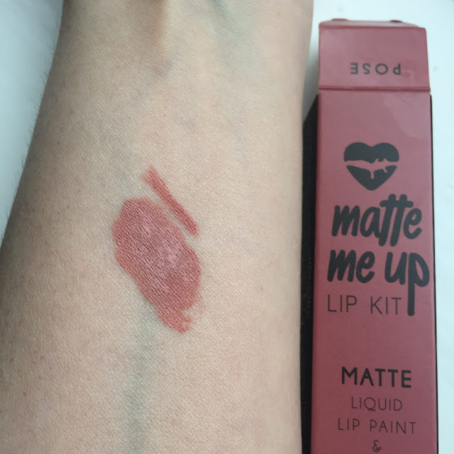Barry M Matte Me Up Lip Kit review - Pose swatch