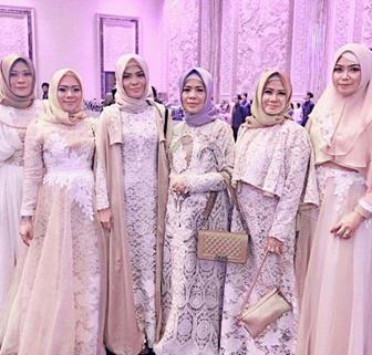 Warna Kebaya Gamis Untuk Orang Gemuk Agar Terlihat Langsing