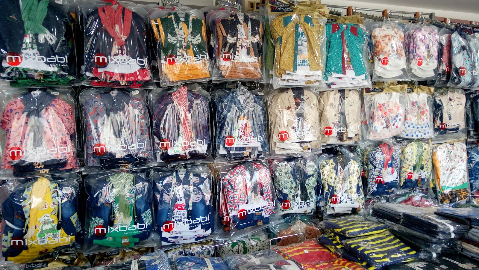 Toptan Bebe Giyim Çocuk giyim mağazama ürün almak istiyorum