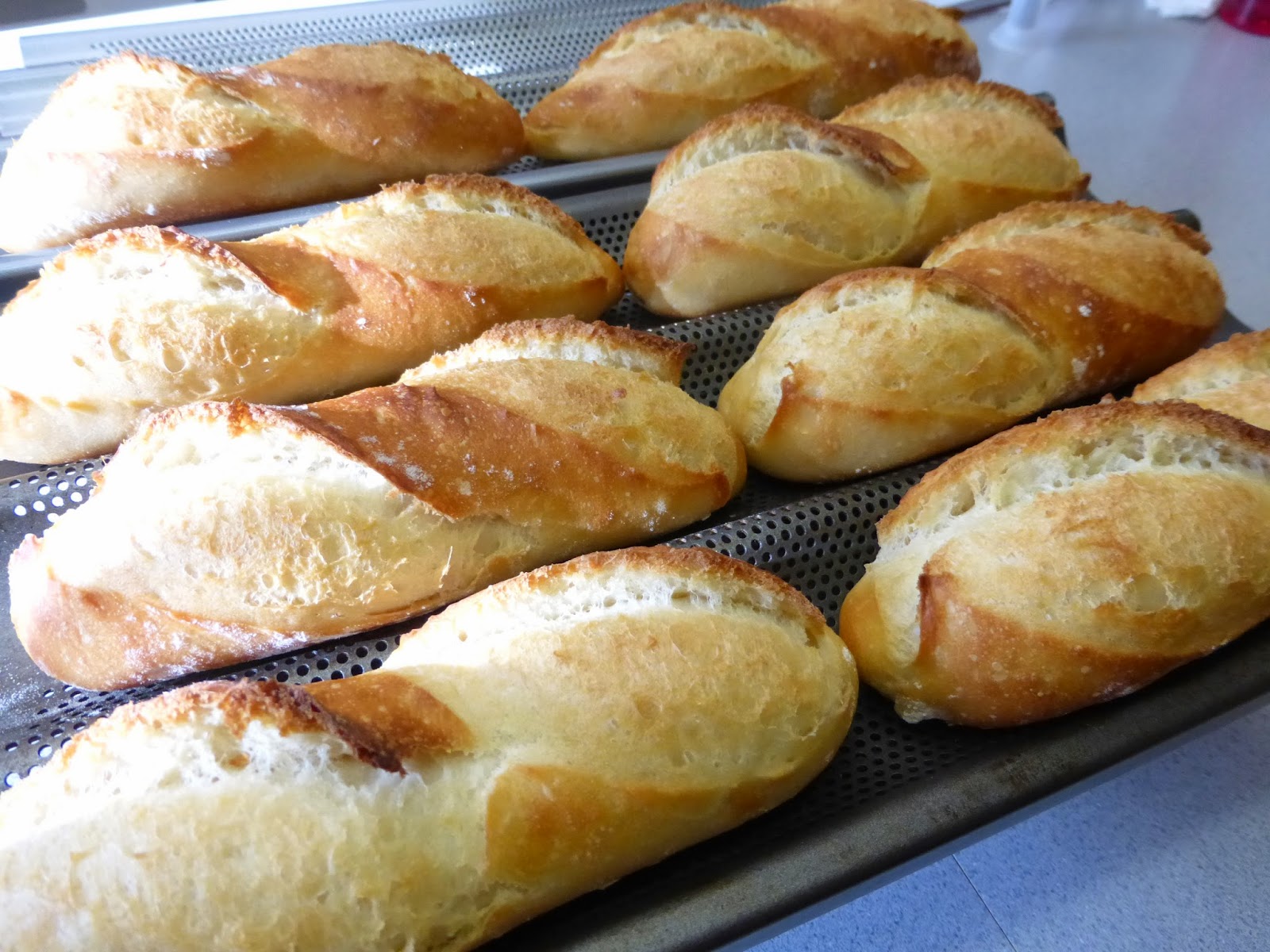 Daily happiness: Classic French Bread Recipe By Peter Reinhart