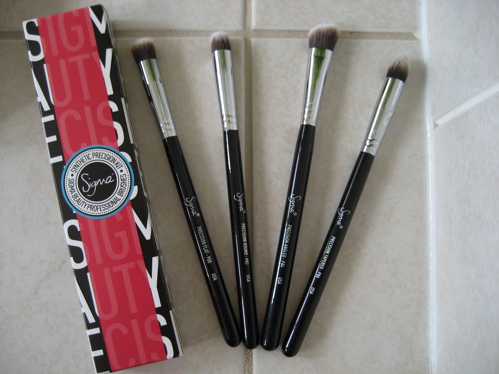 A Beauty Blog. NEW! Sigma SigMAX brushes