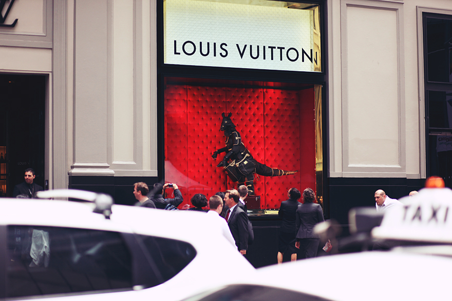 Passion For Luxury : Louis Vuitton Etoile Maison - Sydney