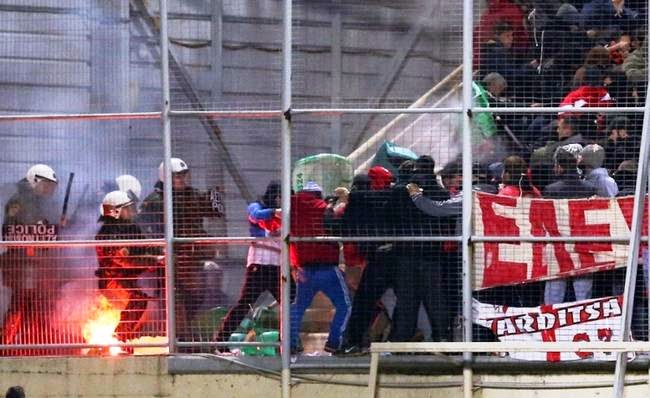 Τώρα δε θα απαιτήσετε να... "εφαρμοστούν οι νόμοι";