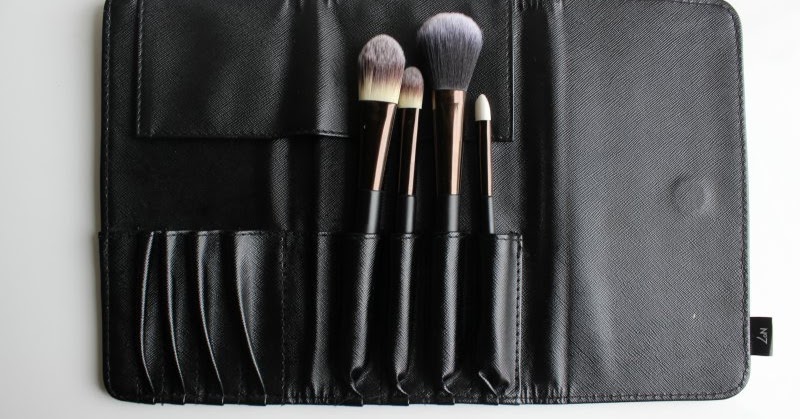 Chanel Brushes Set,Les Piceauxs De Chanel, Balerina  Colour.Leather.Genuine,RARE