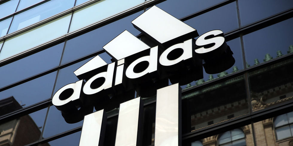 Descuidado Aja Sur oeste QUIERO MÁS MARKETING: ADIDAS MARKETING MIX :CASO PRÁCTICO