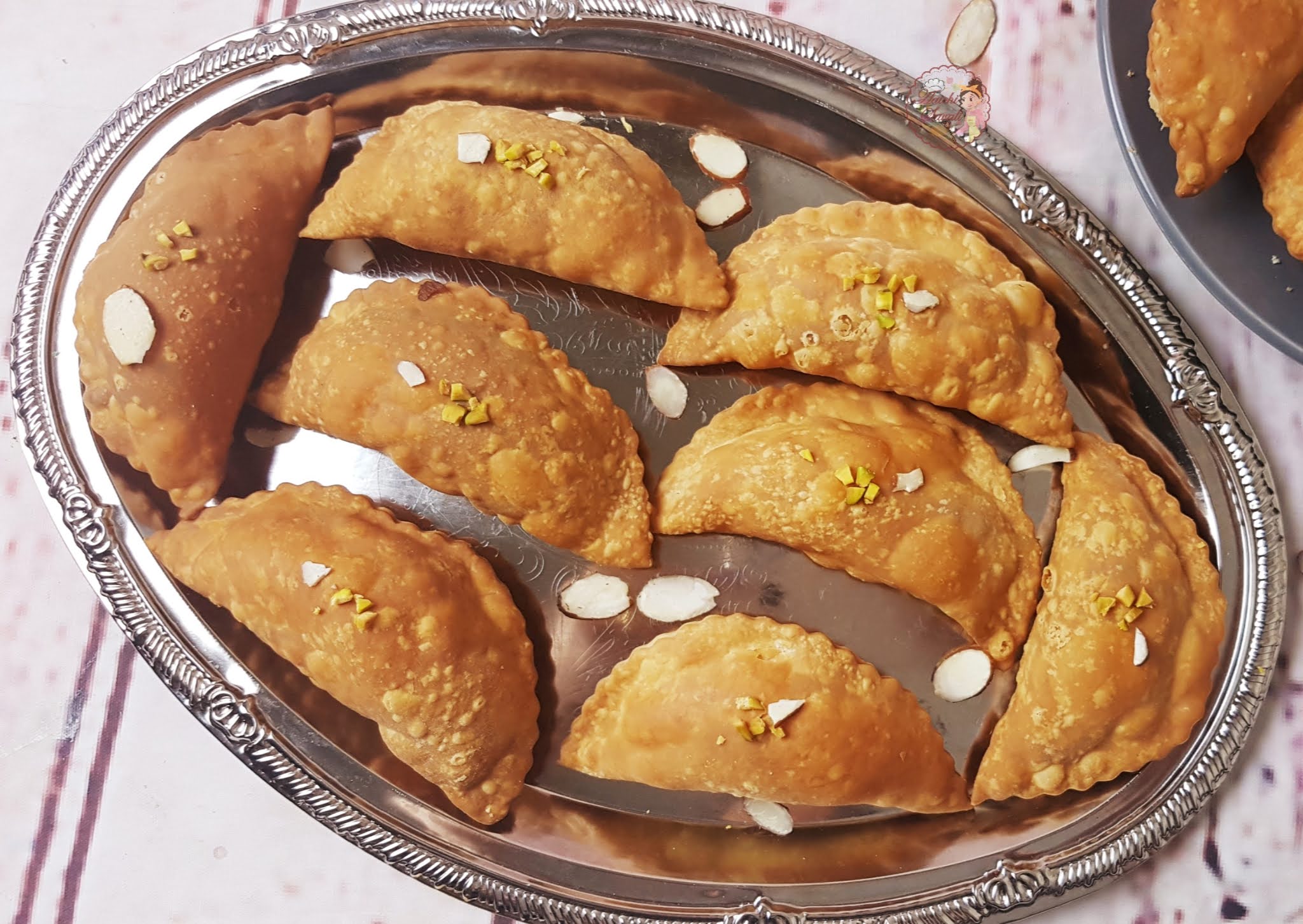 Air Fryer Mawa Gujiya Crispy Outside and Yummy Inside Mawa Gujiya