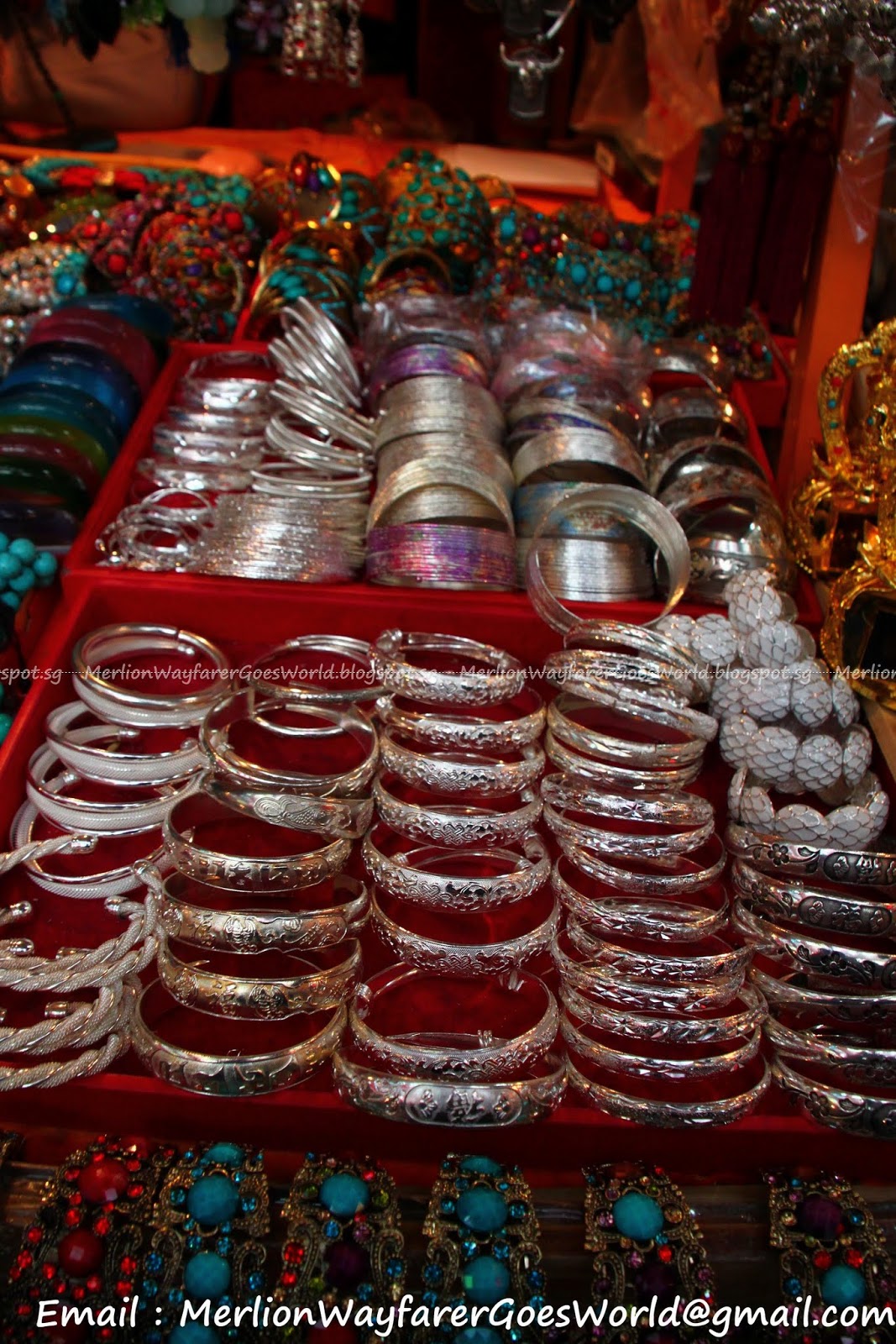 The Zangs Tibetan Handicraft Merlion Wayfarer Goes World