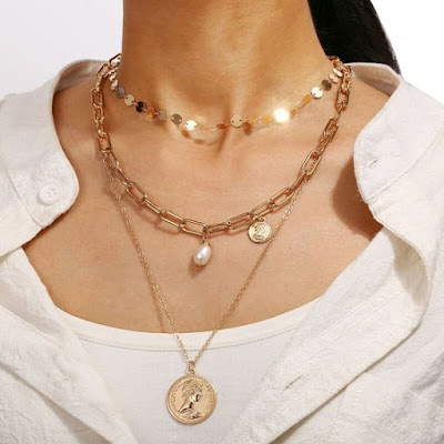 collier medaille tendance