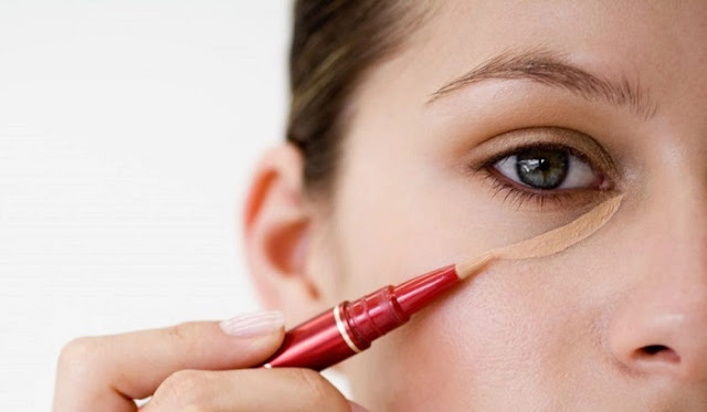 Langkah 3 Makeup - Memakai Corrector dan Concealer Langkah 3 Makeup - Memakai Corrector dan Concealer