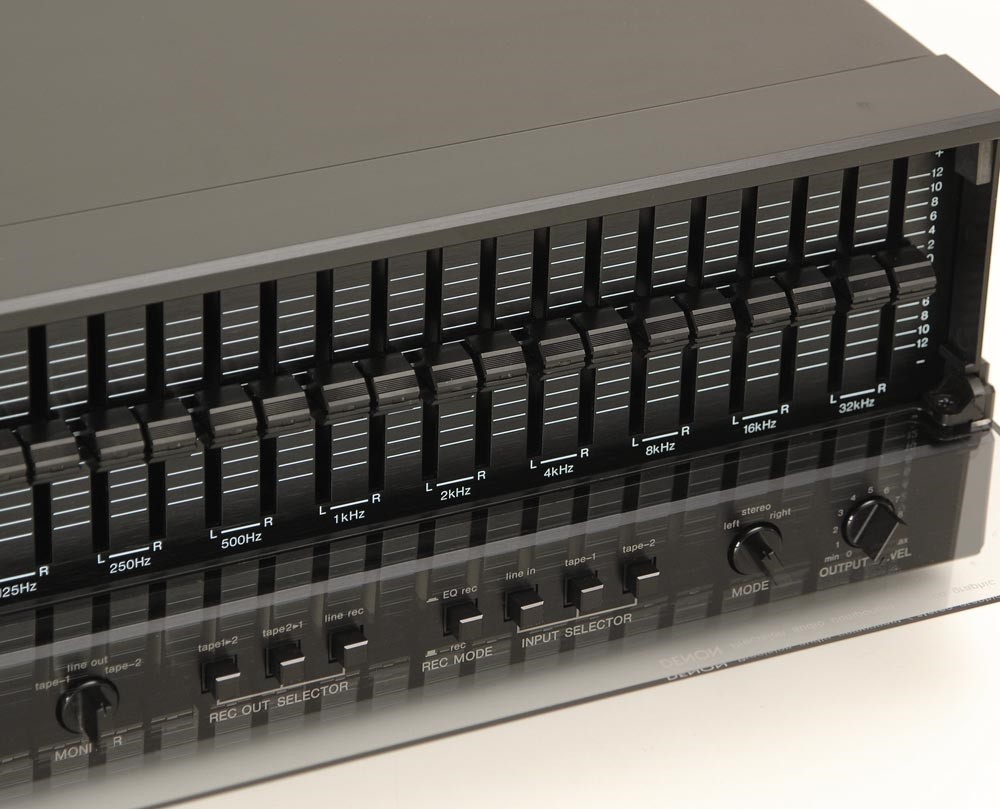Denon DE70 Graphic Equalizer AudioBaza
