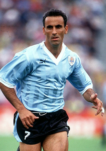 Enciclopedia de Futbolistas Antonio Alzamendi Casas