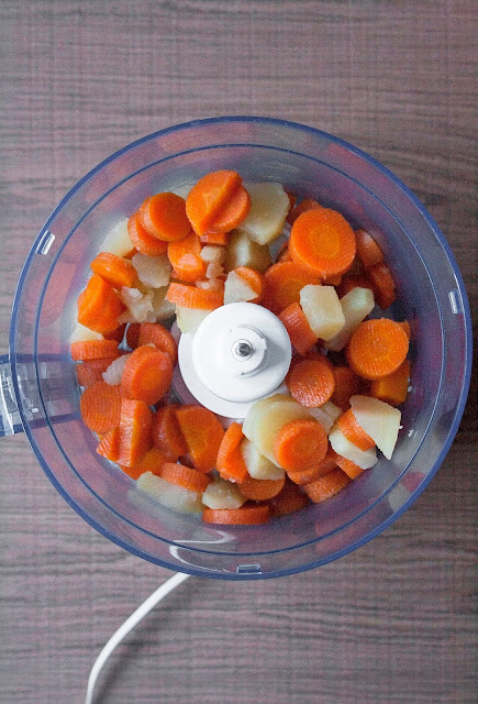 Vellutata di carote e patate, ricetta per lo svezzamento del bambino step 3