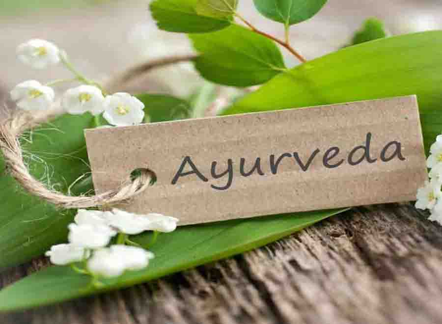 7 Ayurvedic Tips for Glowing Skin in Hindi