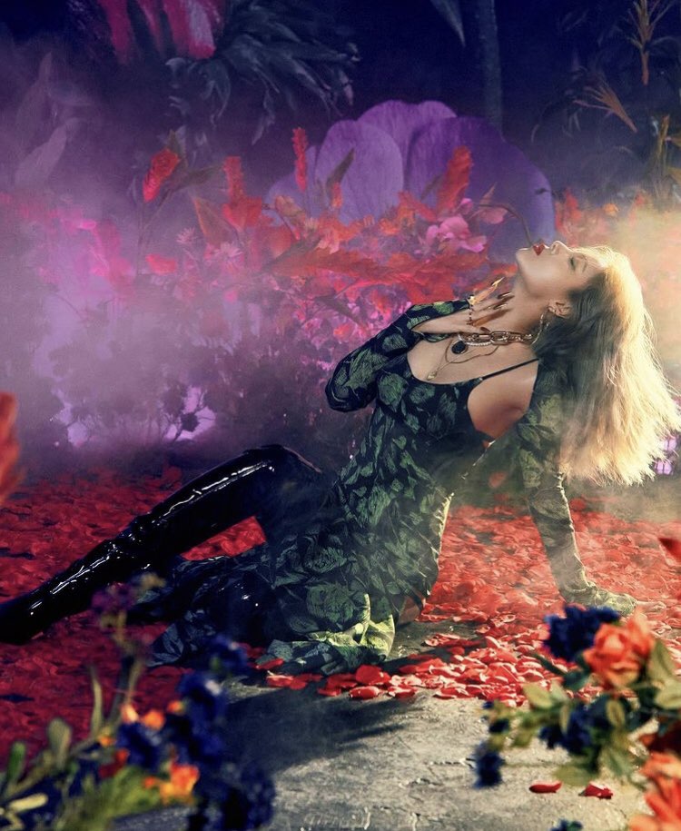 활동 컨셉 나올때마다 취저인 유빈 | 인스티즈