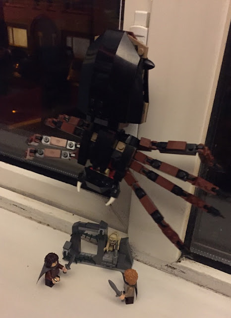 Lego Lord of the Rings Shelob Attacks