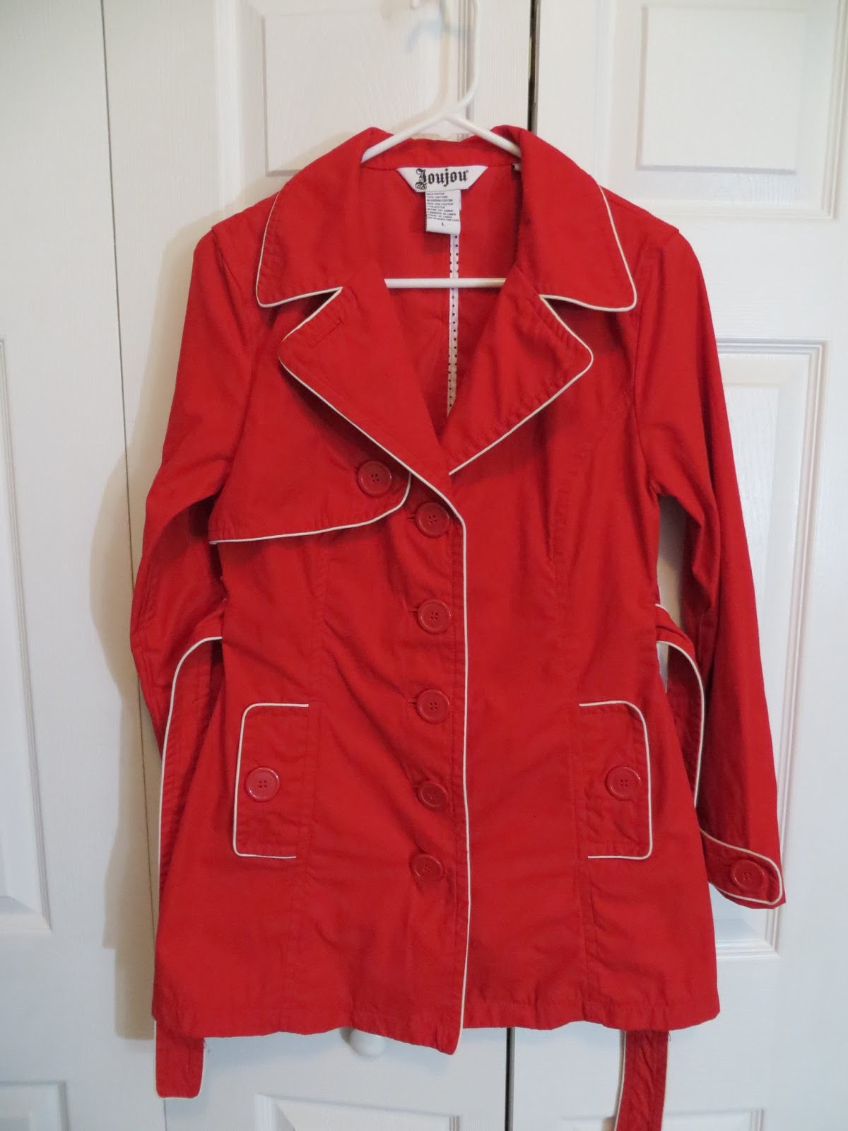 The Confident Journal: Refashioning: Altering a Trench Coat