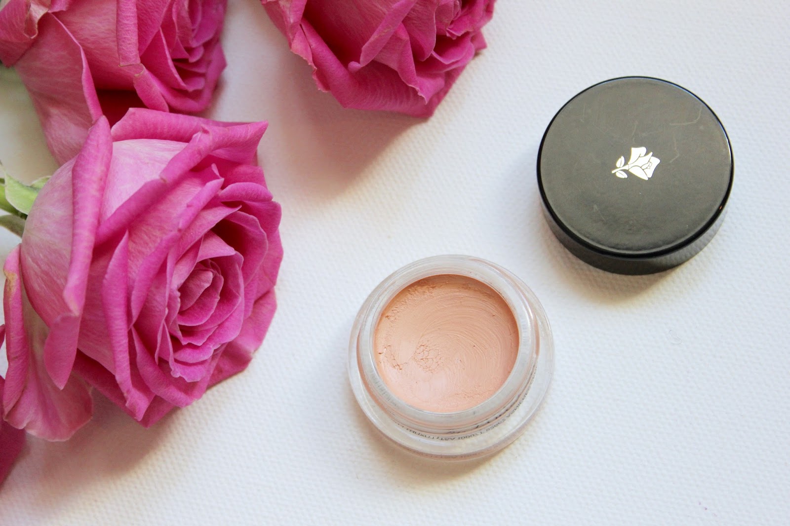 Muffin in The Coffin My GoTo Eyeshadow Bases