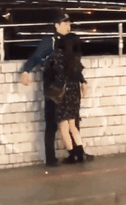 [유머] [기타]             경찰의 만취녀 대응 훈련 레전드.. -  와이드섬