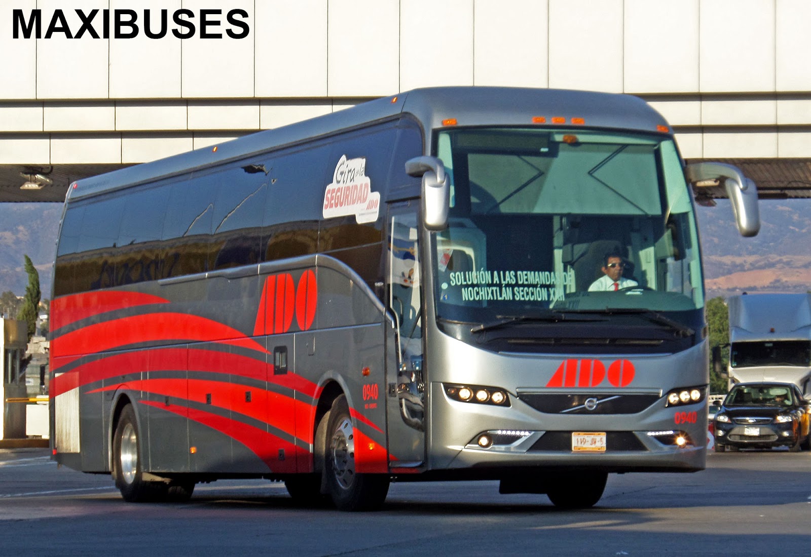 MAXIBUSES AUTOBUSES DEL ORIENTE (ADO)