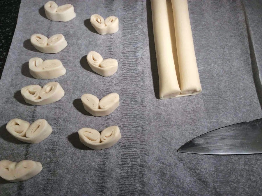 Rodajas de hojaldre enrollado