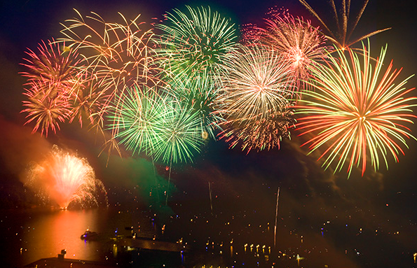 Fireworks At The Lake Of The Ozarks For 4th Of July Weekend