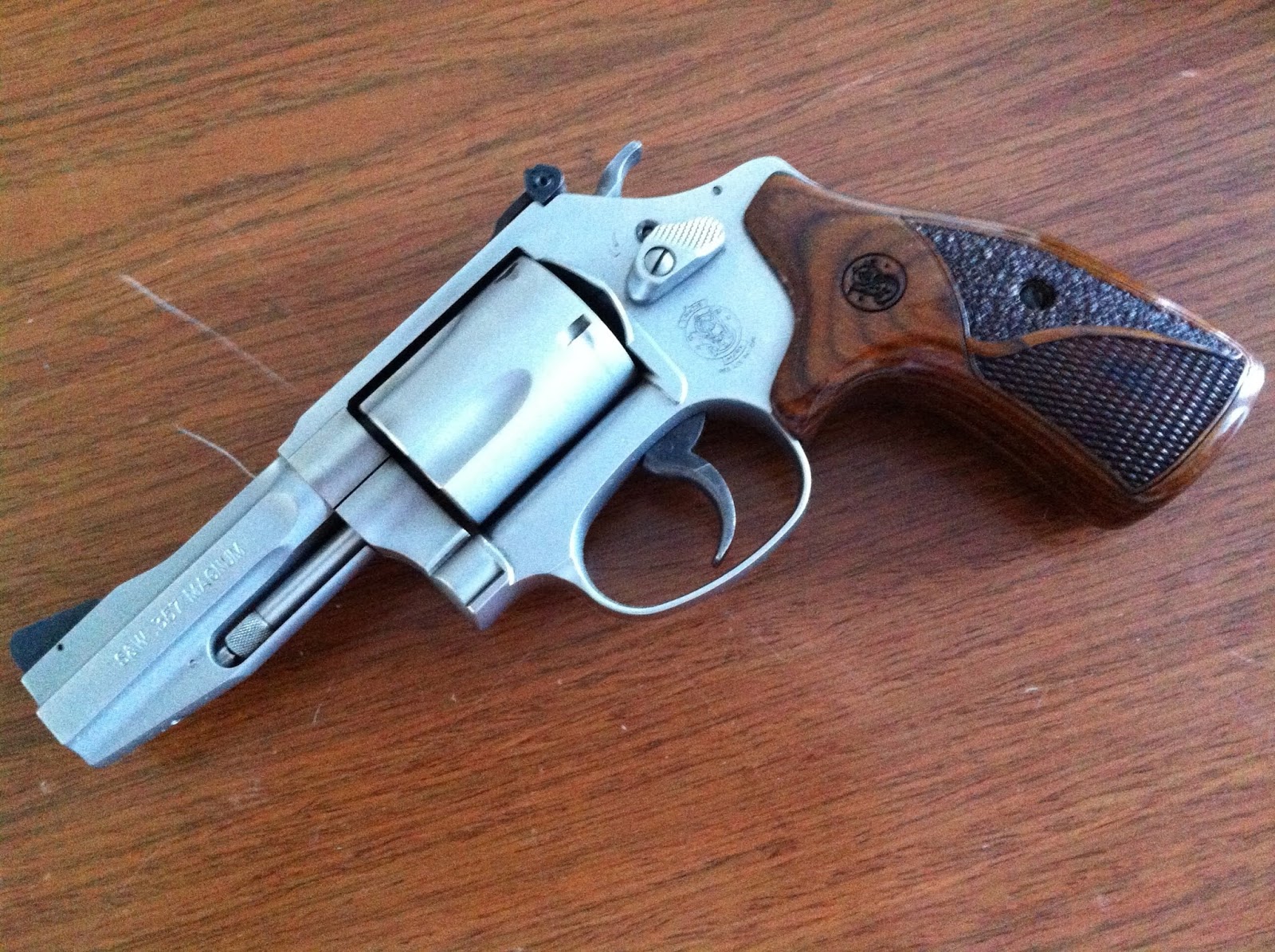 Shangrila Towers: Guns: S&W Model 60 Pro review - Packing The Tre Pound