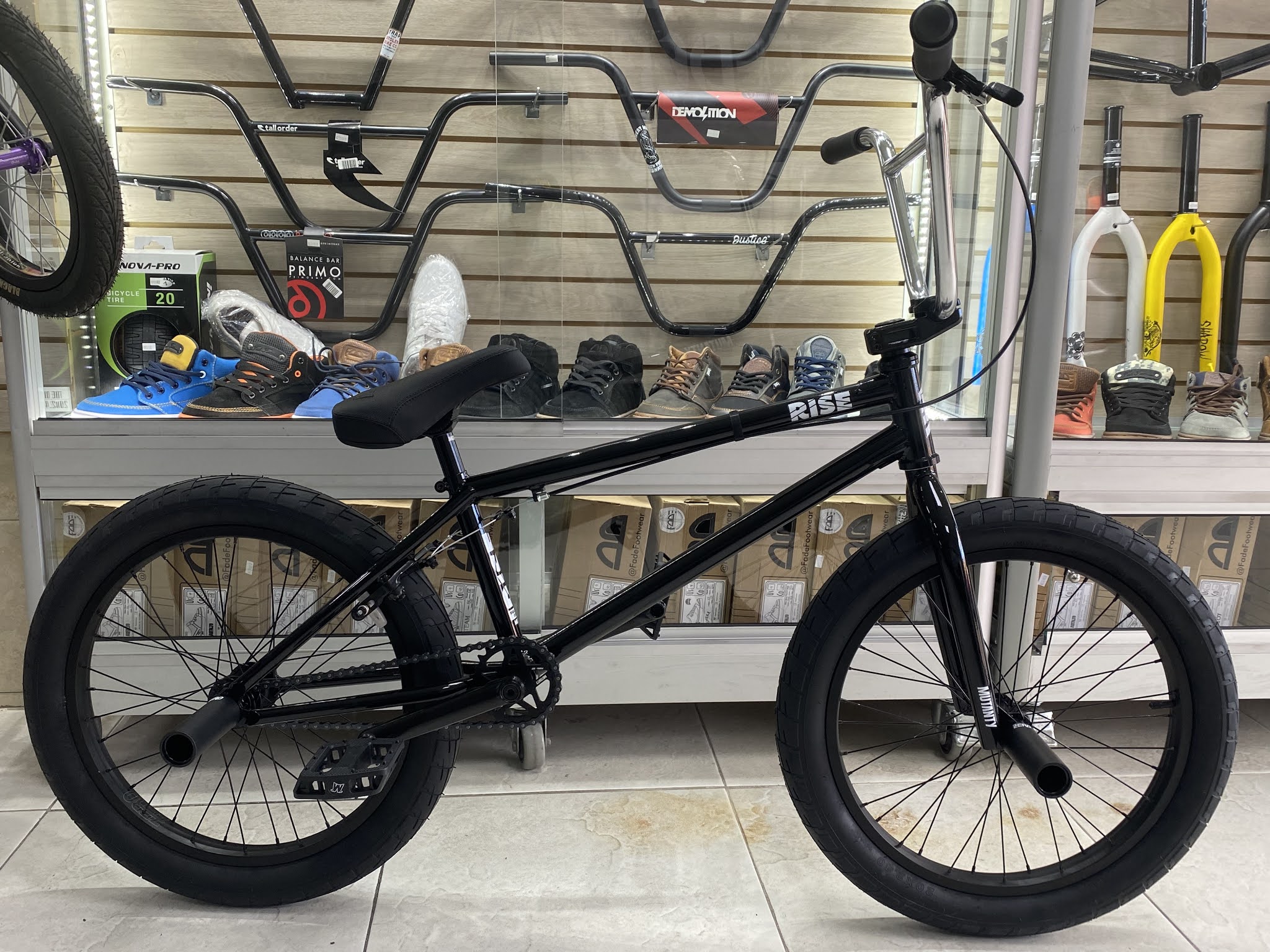 FUEL DISTRIBUTION BMX