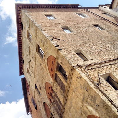 Siena: Palazzo in Via Montanini
