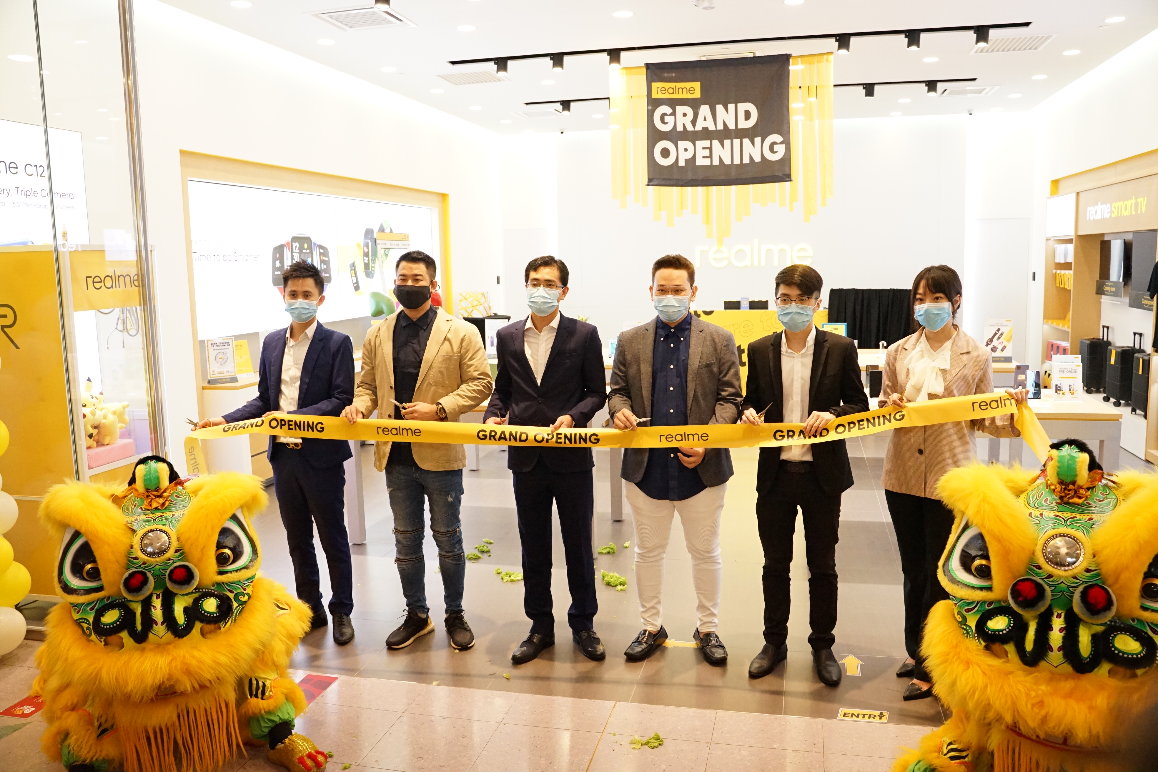 sunway pyramid bra shop