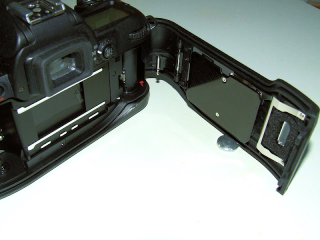 Cameraback van een Nikon F80
