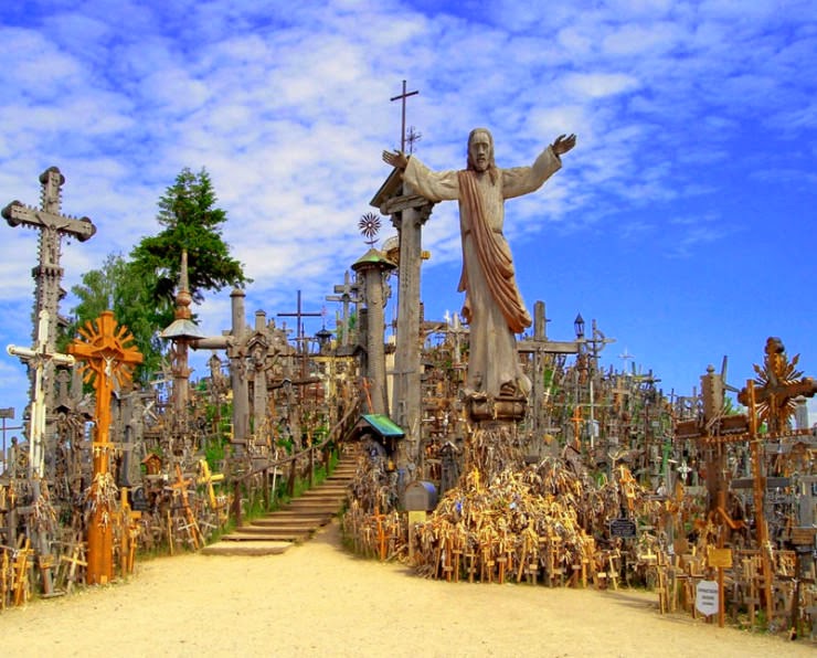The Hill of Crosses – Utterly Sacred Place in Lithuania