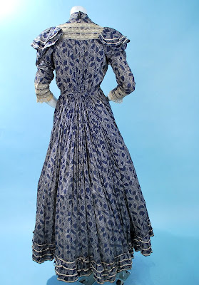 All The Pretty Dresses: Adorable 1890's Summer Dress