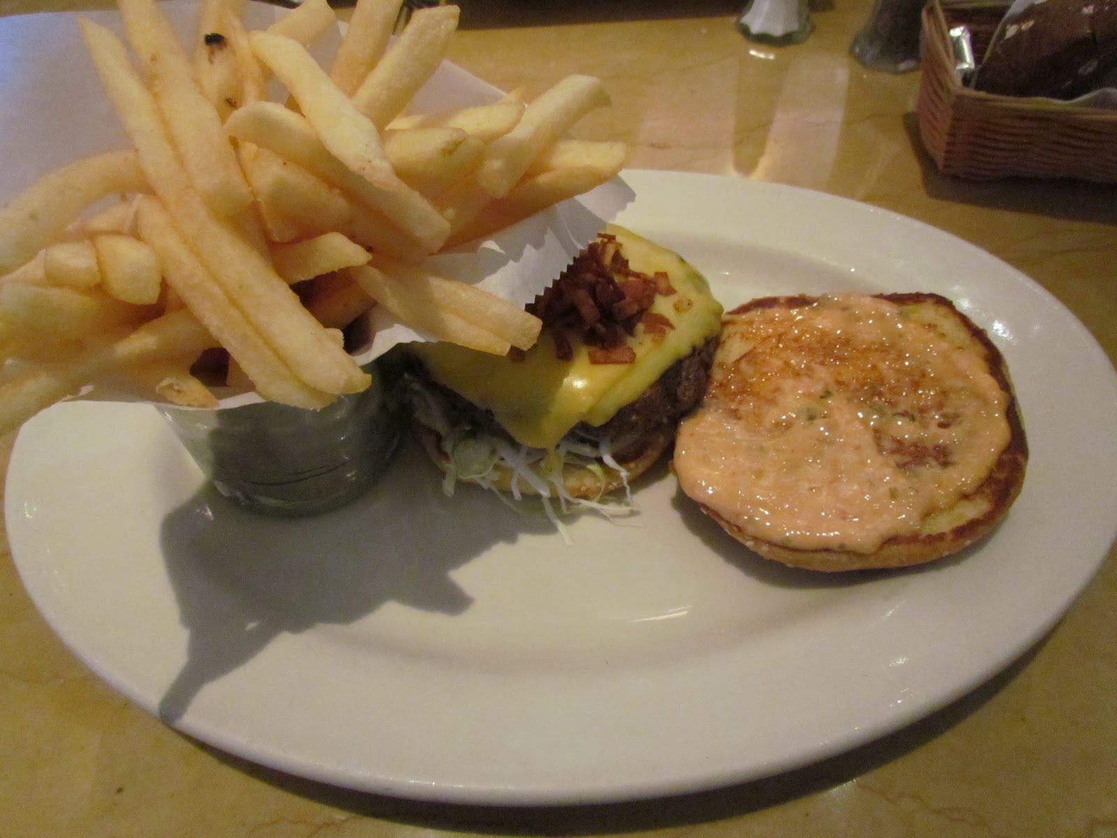  CheeseCake Factory e Downtown Austin