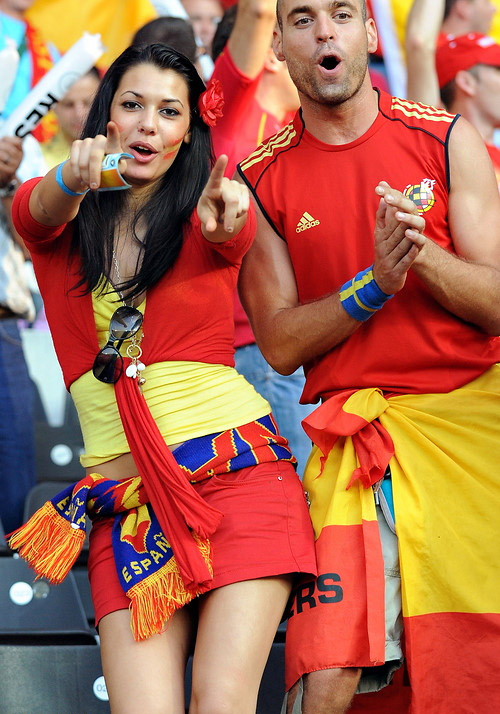 Beautiful Spanish Fans Of Euro 2012 Istoryadista