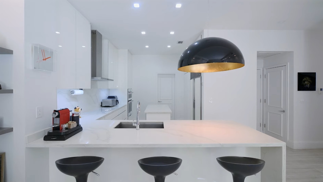 45 Interior Design Photos vs. 16 Turtle Walk, Key Biscayne, FL Luxury Home Tour