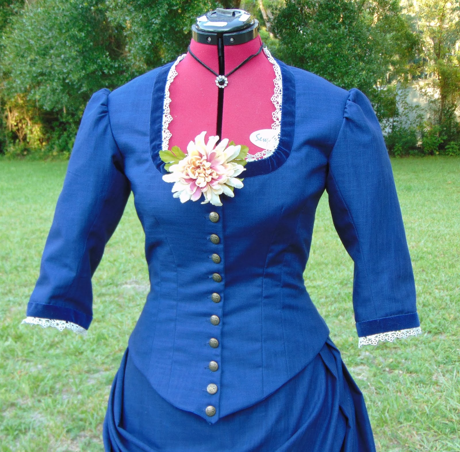 1854 Short sleeved Indigo Dress – Tres Elegant
