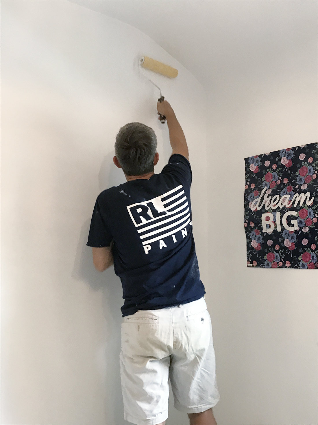 How to Apply Wallpaper Peel and Stick vs Paste on the Wall Wallpaper