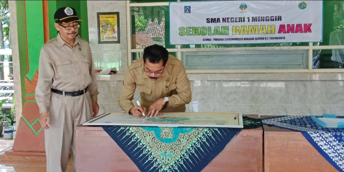 Contoh Teks Deklarasi Sekolah Ramah Anak Berbagi Teks