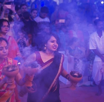 Dhunuchi Dance Durga Puja